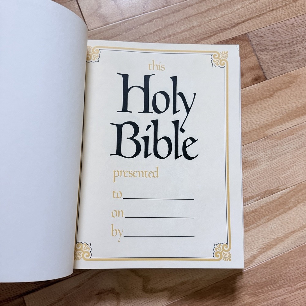 Regency Holy Bible King James Red Letter White Gold Hardcover‎ Family Records - Picture 8 of 16